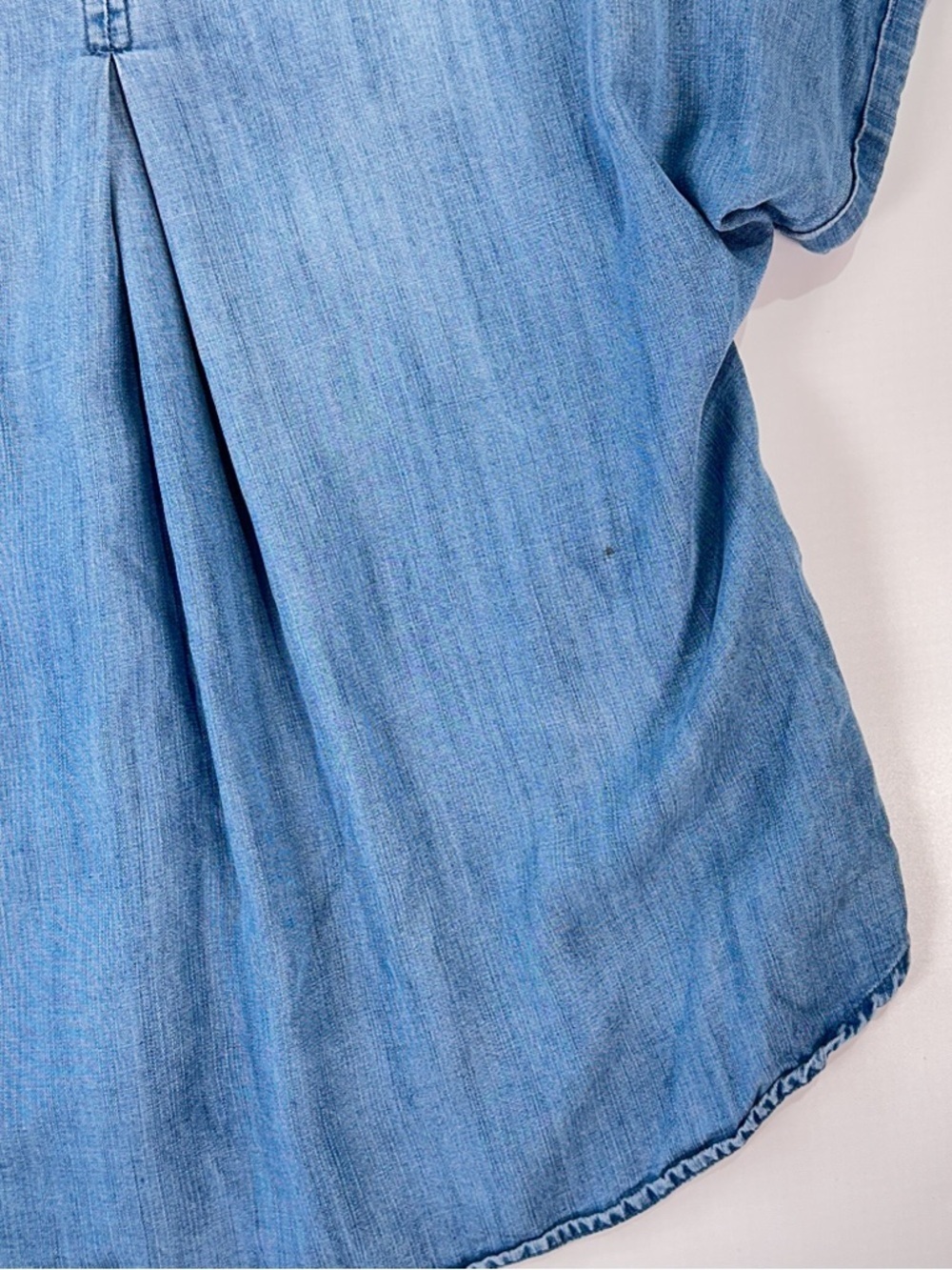 cloth & stone Light Blue Denim Button-Down Shirt - Picture 8 of 10